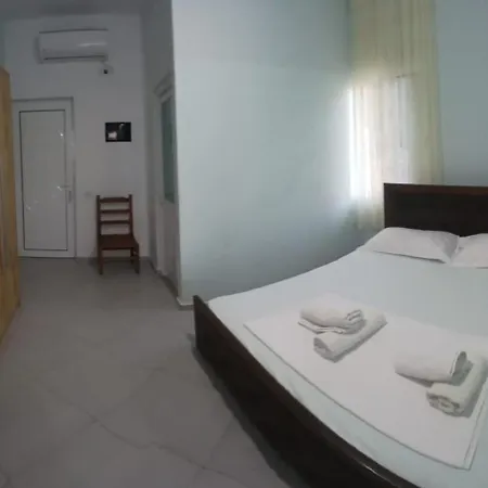 Martini - Borsh Гостевой дом